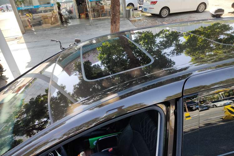 Used Honda Elysion 2019 2.0L Hybrid Luxury Edition
