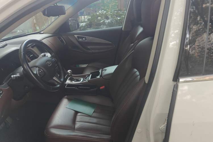 Used Infiniti QX50 2015 2.5L Enjoyment Edition
