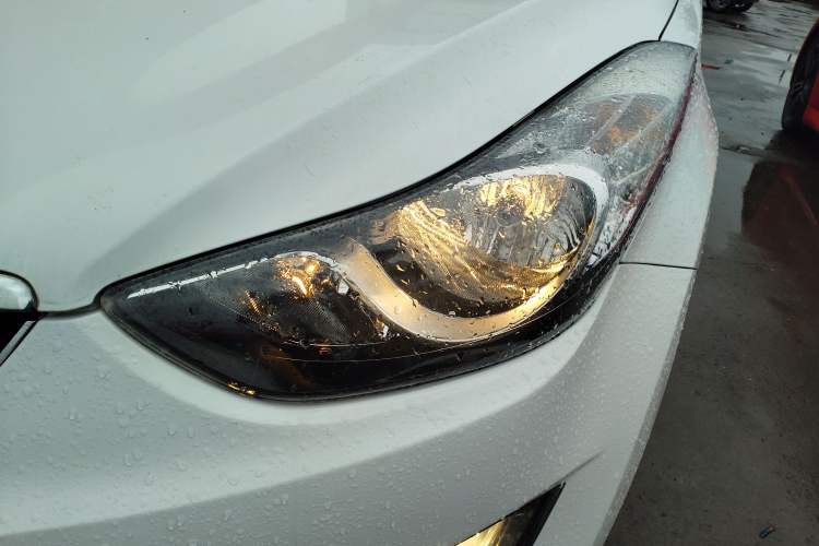 Used Hyundai Elantra 2015 1.6L Automatic Leading Model
