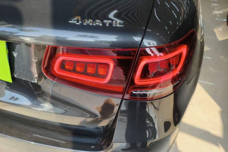 Used Mercedes-Benz GLC 2020 Facelift GLC 300 L 4MATIC Dynamic Edition
