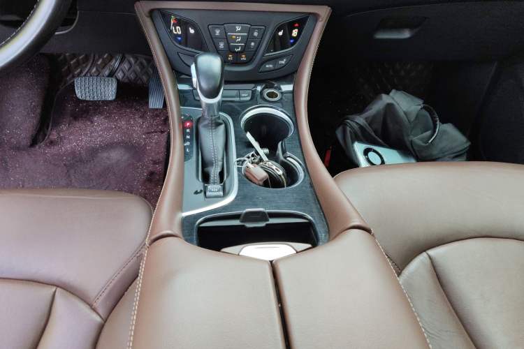 Used Buick Envision 2019 28T 4x4 Elite Version China V Standard
