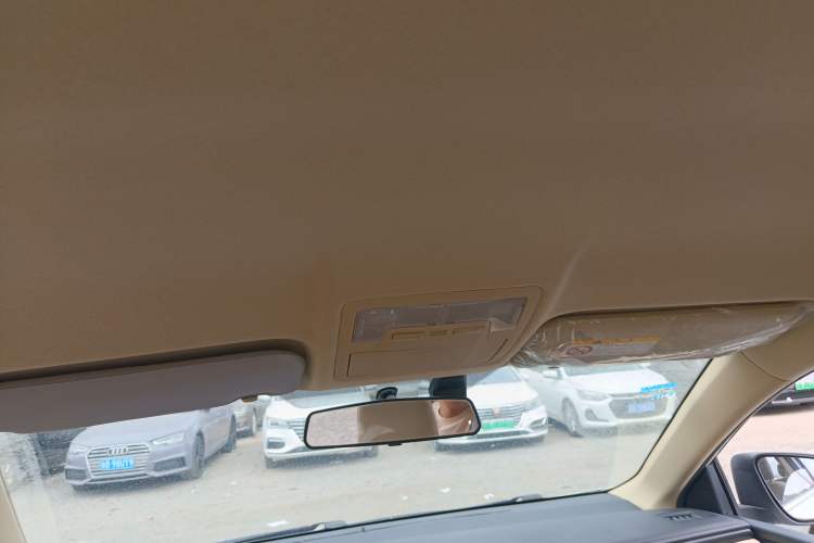 Used Toyota Corolla 2017 Revised Version 1.2T S-CVT GL