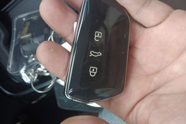 Used Volkswagen ID.4 X 2023 Smart Enjoyment Long-Range Version
