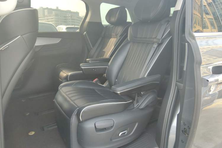 Used Roewe iMAX8 2021 400TGI Flagship Edition
