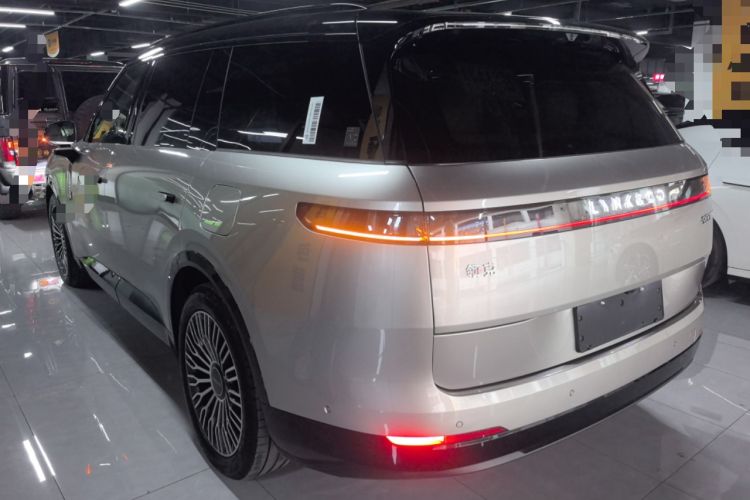 Used Lynk & Co 900 2025 2.0T Exploration Edition
