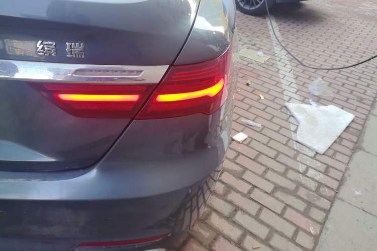 Used Geely Auto Binray 2018 14T CVT Colorful Edition
