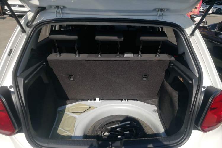 Used Volkswagen Polo 2016 1.4L Automatic Trendy Model
