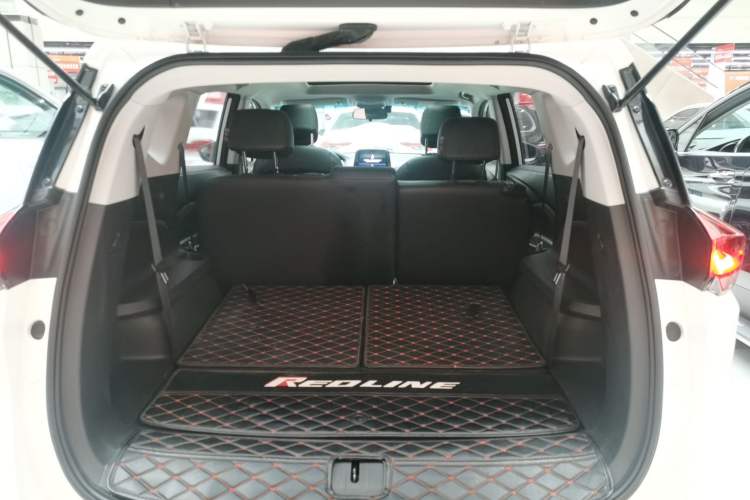 Used Chevrolet Orlando 2019 Redline 530T Automatic Enjoyment Version (5+2 Seating) China VI