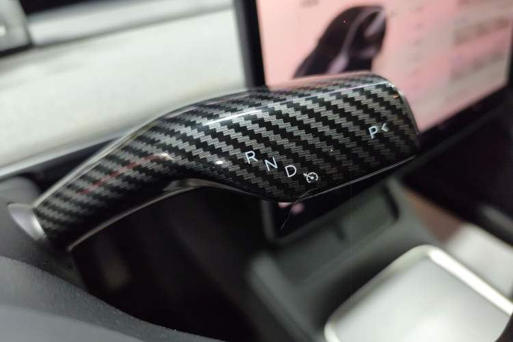 Used Tesla Model Y 2024 Rear-Wheel-Drive Version
