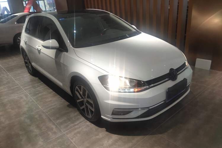 Used Volkswagen Golf 2019 280TSI DSG Luxury Version China VI Standard
