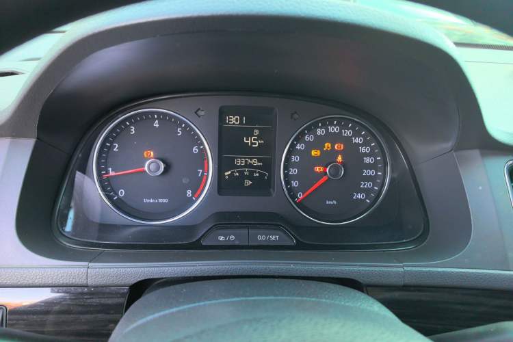 Used Volkswagen Gran Lavida 2013 1.6L Manual Comfort Model
