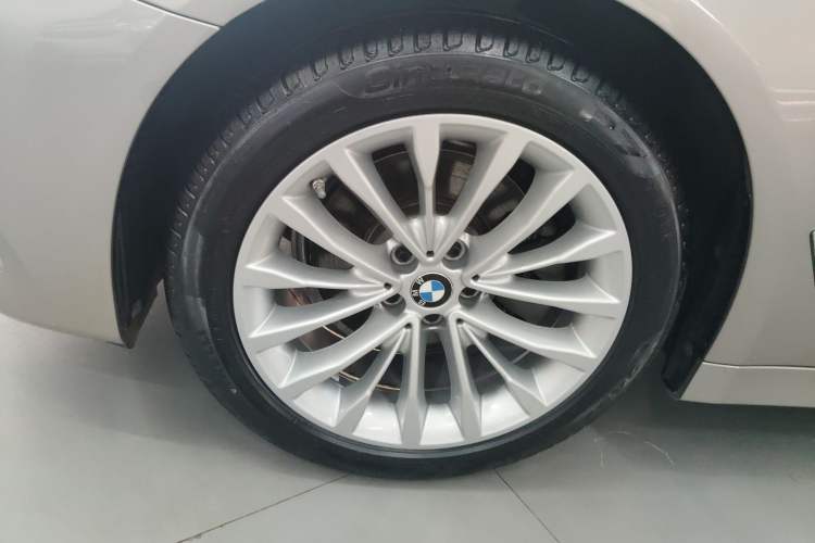 Used BMW 5 Series 2020 525Li Luxury Package
