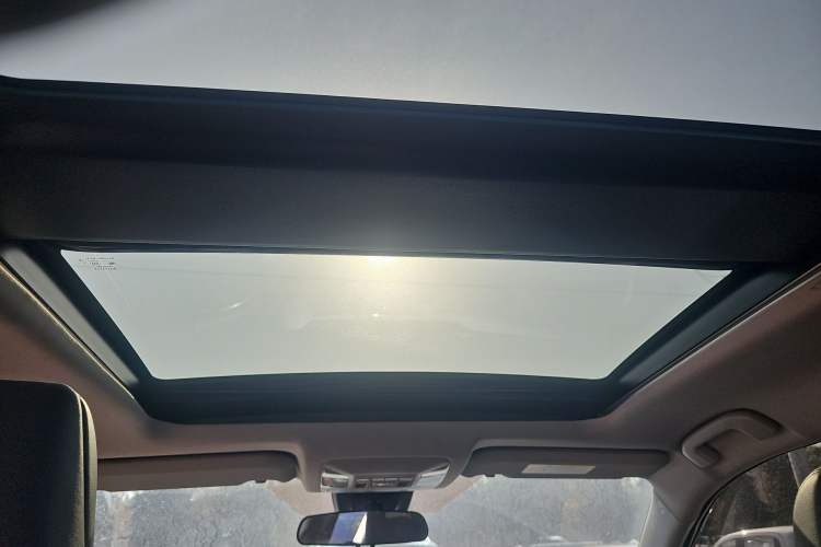 Used Toyota Wildlander 2024 2.0L CVT Two-Wheel Drive Luxury PLUS Edition