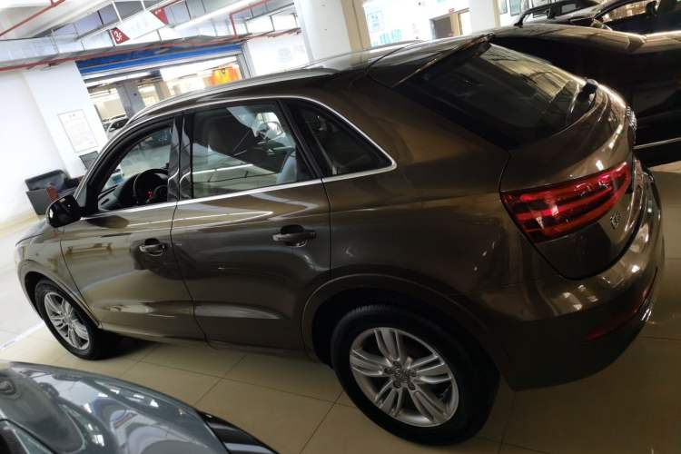 Used Audi Q3 2015 30 TFSI Comfort Model
