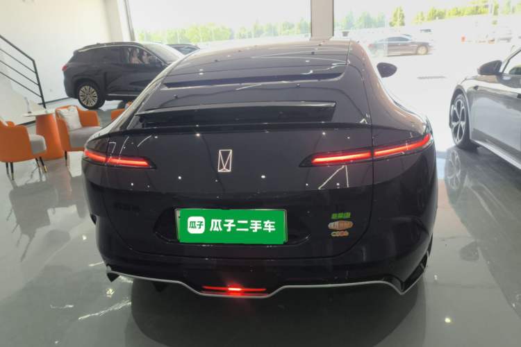 Used  12 2024 700 Three-Laser Rear-Wheel Drive Luxury Edition
