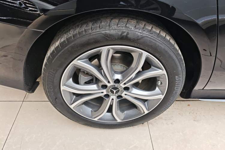 Used Mercedes-Benz E-Class 2023 Restyled E 300 L Sporty and Stylish Edition
