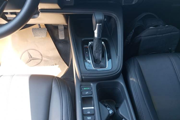 Used Honda Vezel 2023 1.5L CVT Elite Edition
