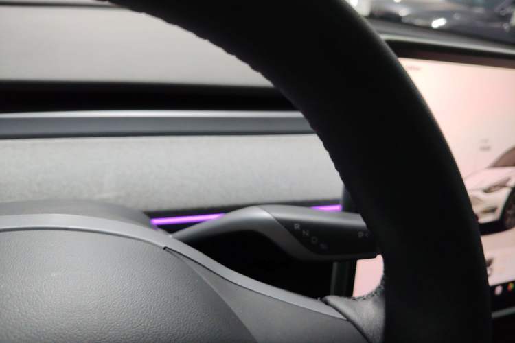 Used Tesla Model Y 2024 Long-Range All-Wheel-Drive Version
