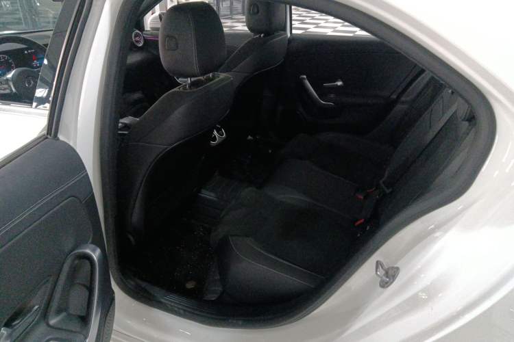 Used Mercedes-Benz A-Class 2020 Restyled A 200 L Sport Sedan Fashion Version
