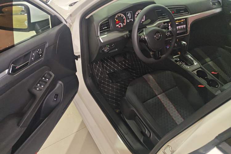 Used Volkswagen Lamando 2021 230TSI DSG Fashion Edition