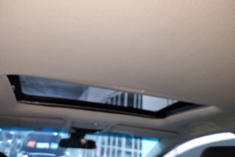 Used Honda Elysion 2022 2.0L eHEV Comfort Version
