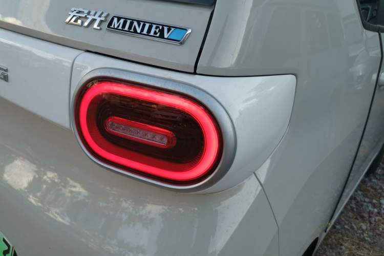 Used Wuling Hongguang MINIEV 2024 3rd Generation 215km Youth Edition