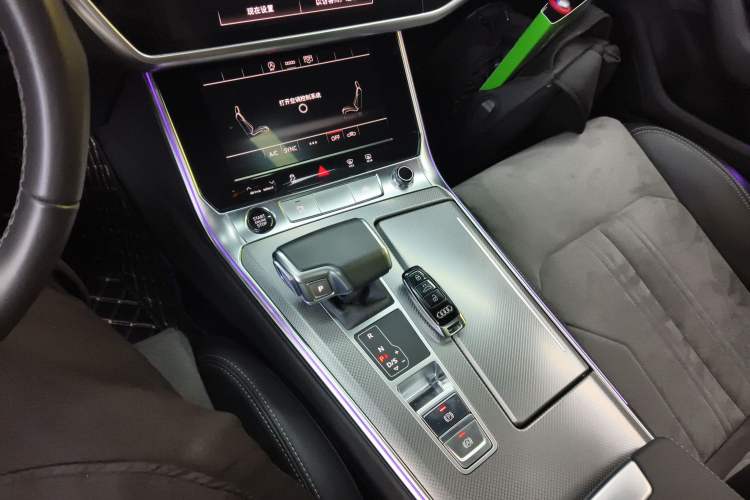 Used Audi A6L 2024 40 TFSI Luxury Dynamic Edition
