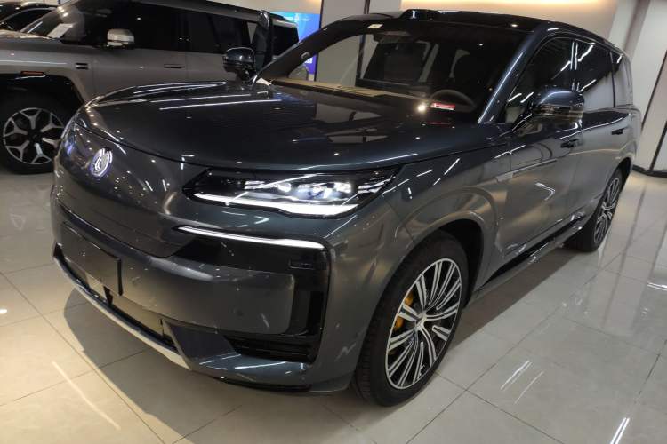 Used Denza N9 2025 Prestige Version