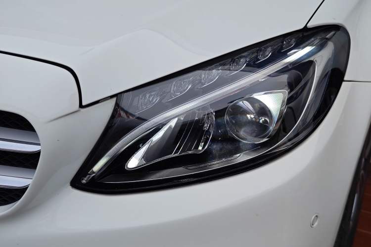 Used Mercedes-Benz C-Class 2017 Facelift C 200 L Sport Edition