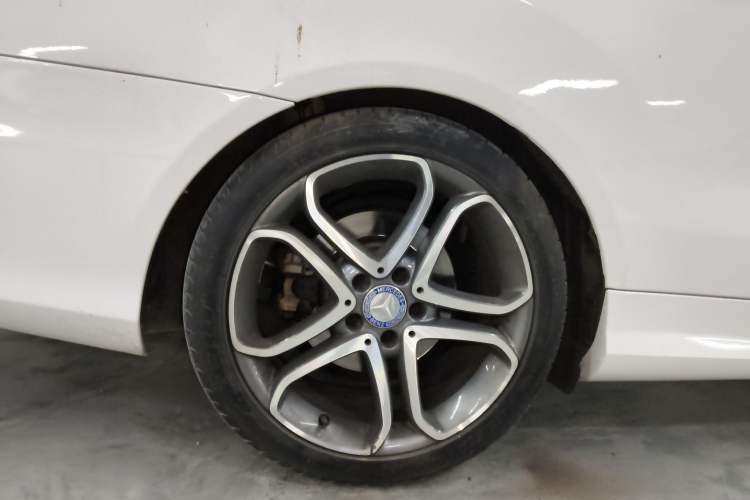 Used Mercedes-Benz E-Class (Import) 2014 E 200 Coupe