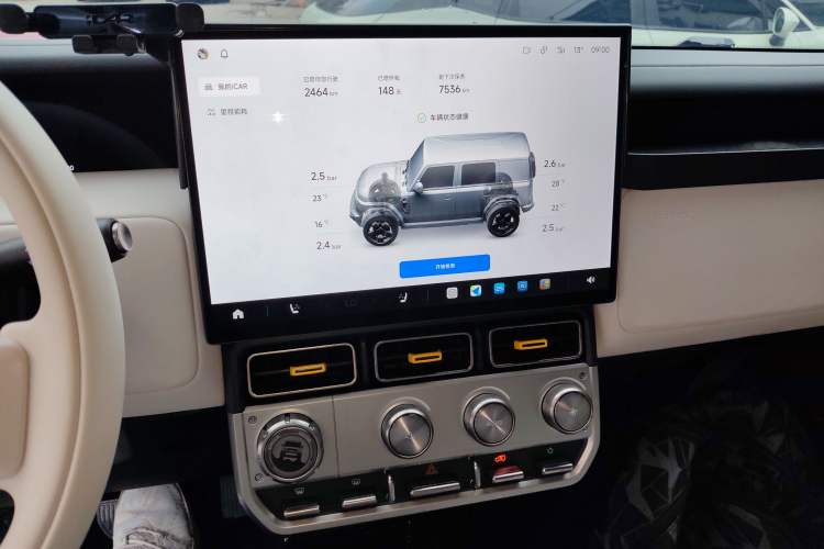 Used  V23 2026 Model 401 Two-Wheel Drive Super Sports Edition