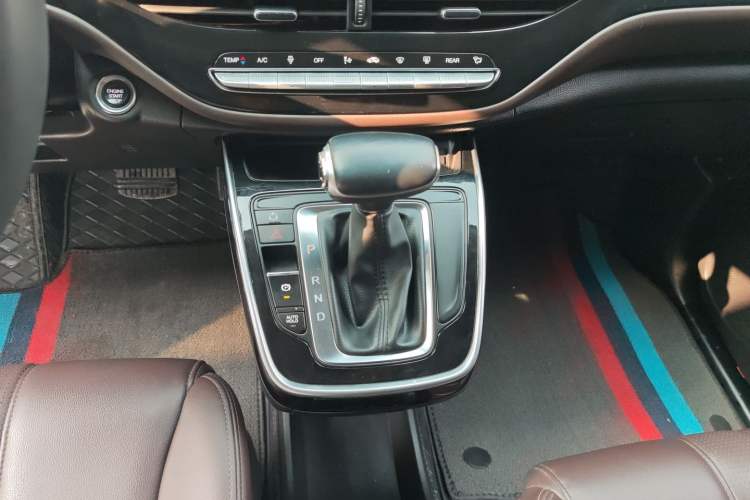 Used GAC Trumpchi M6 2019 270T DCT Luxury Edition (7-seater) China VI
