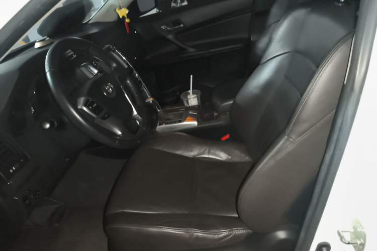 Used Toyota Reiz 2013 2.5V Elite Edition
