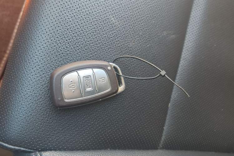 Used Hyundai Tucson 2018 1.6T Dual-Clutch Two-Wheel Drive 15th Anniversary Special Edition