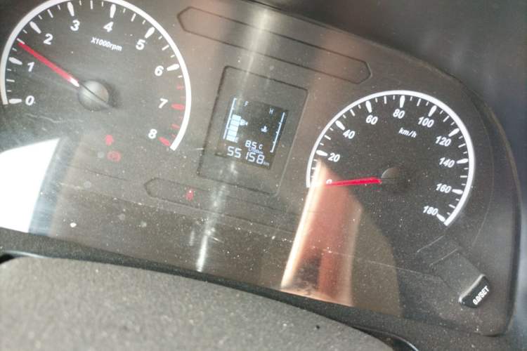 Used FORTHING Lingzhi 2023 V3 1.6L Base Model 2 Seats
