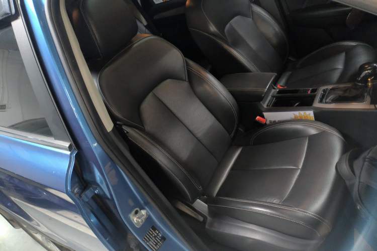 Used Roewe RX5 2016 20T Two-Wheel Drive Automatic Flagship Edition
