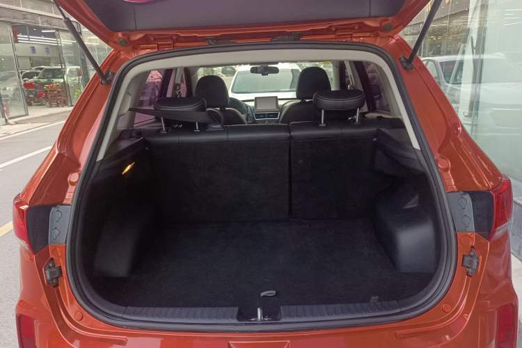 Used Bestune X40 2018 Internet Celebrity Edition 1.6L Automatic Luxury Version
