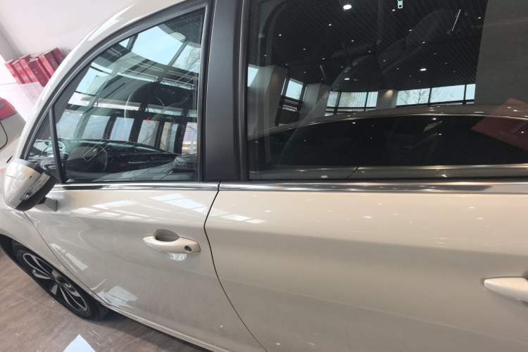 Used Citroen C4 Sega 2018 1.6L Automatic Luxury Model