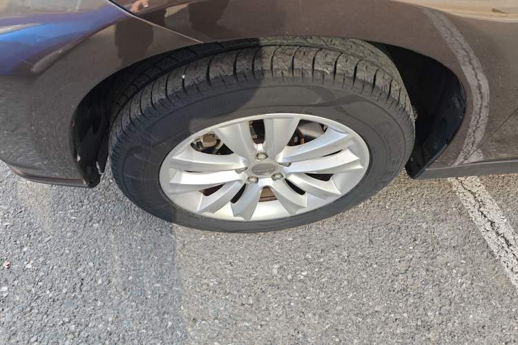 Used Haval H2 2016 Red Label 1.5T Manual Two-Wheel Drive Elite Model
