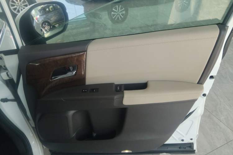 Used Honda Odyssey 2015 Updated Version 2.4L Smart Edition
