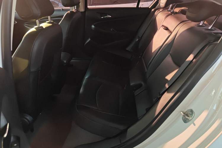 Used Chevrolet Cruze 2015 1.4T Manual Elite Edition
