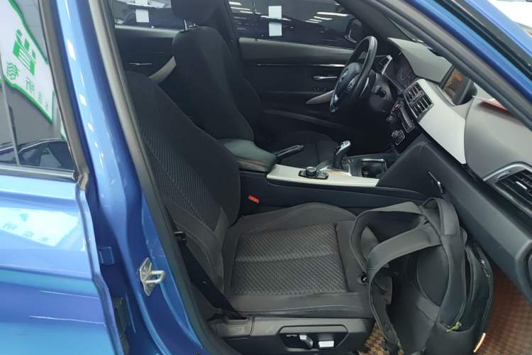 Used BMW 3 Series 2017 320i M Sport
