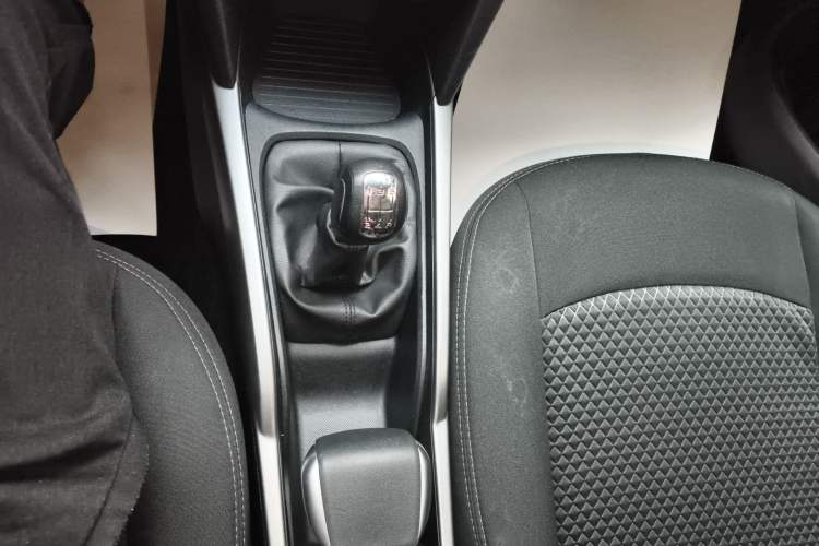 Used Citroen Elysee 2017 1.6L Manual Fashion Model
