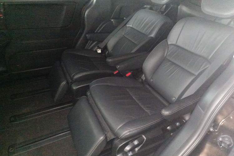 Used Honda Elysion 2016 2.4L Style Edition