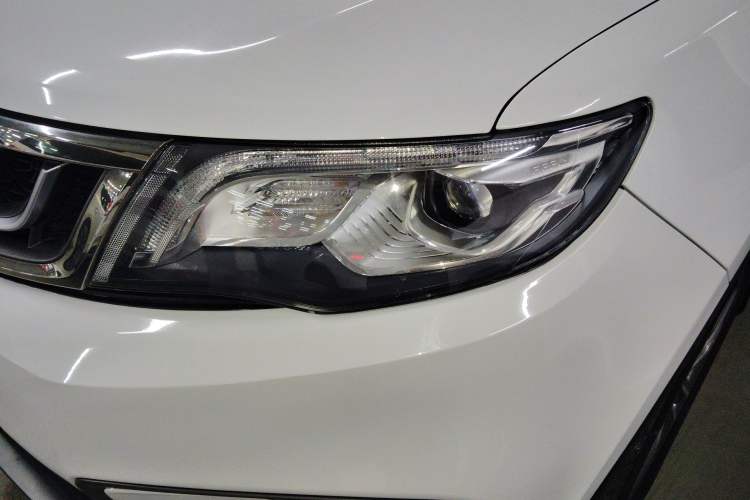 Used Geely Auto Emgrand X7 Sport 2018 1.8TD Manual Two-Wheel Drive Smart Connect 4G Internet Edition