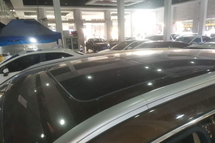 Used Geely Auto Emgrand X7 Sport 2016 1.8TD Automatic ZhiZun Version