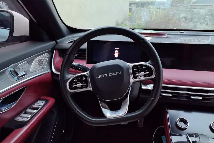 Used JETOUR X70 PLUS 2023 1.6T DCT Stronger PRO+ 5-Seater