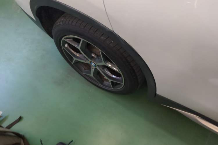 Used BMW X1 2016 sDrive18Li Luxury Model
