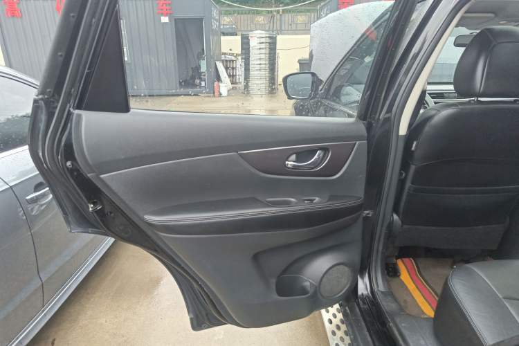 Used Nissan X-Trail 2014 2.0L CVT Comfort Edition 2WD
