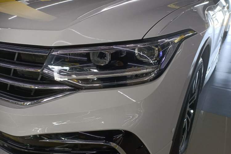 Used Volkswagen Tiguan L 2022 330TSI Automatic Two-Wheel Drive R-Line Enhanced Edition
